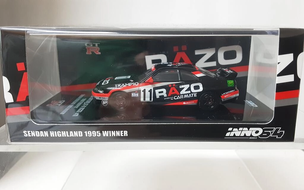 INNO 1/64 - NISSAN SKYLINE GT-R (R33) N 11 RAZO TRAMPIO N1 S INNO 1/64 - NISSAN SKYLINE GT-R (R33) N 11 RAZO TRAMPIO N1 S