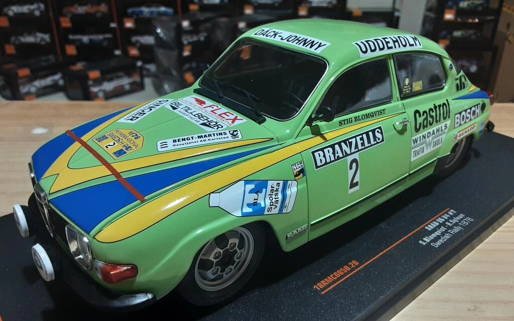 Miniature Saab 96 V4 Swedish Rally 1976 - IXO échelle 1/18 - Neuve