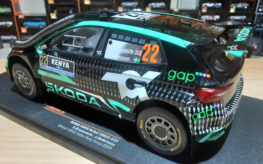 IXO 1/18 - SKODA FABIA RALLY 2 (2023) - Nº 22 WINNER WRC2 R IXO 1/18 - SKODA FABIA RALLY 2 (2023) - Nº 22 WINNER WRC2 R
