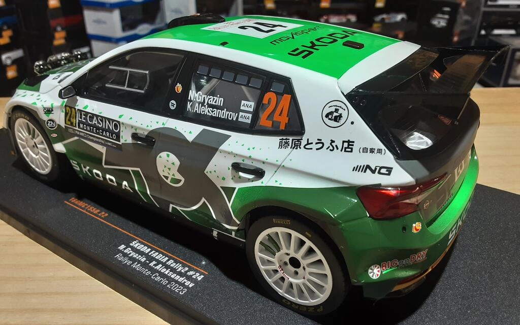 IXO 1/18 - SKODA FABIA RALLY 2 - Nº 24 RALLY MONTE CARLO 202 IXO 1/18 - SKODA FABIA RALLY 2 - Nº 24 RALLY MONTE CARLO 202