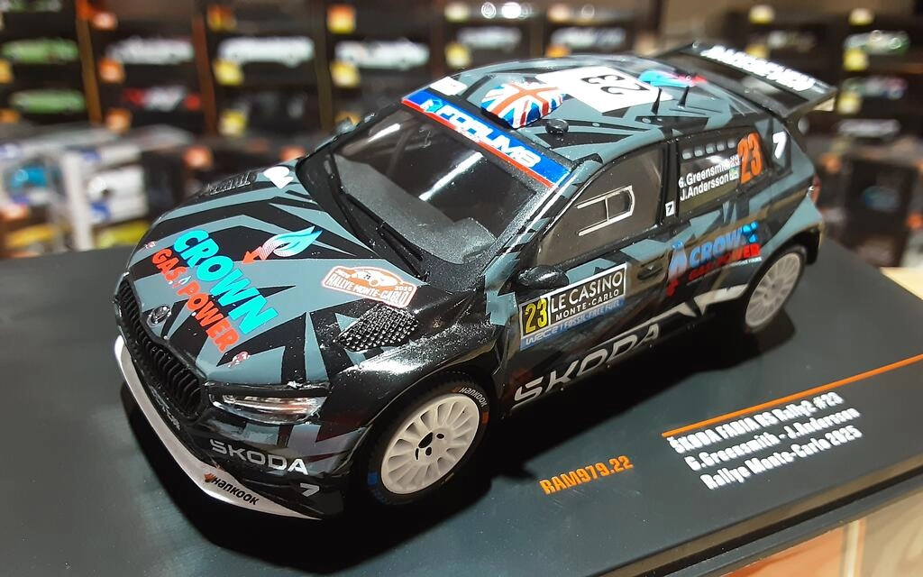 IXO 1/43 - SKODA FABIA RS RALLY2 - TEAM SKODA MOTORSPORT - IXO 1/43 - SKODA FABIA RS RALLY2 - TEAM SKODA MOTORSPORT -