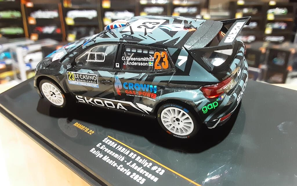IXO 1/43 - SKODA FABIA RS RALLY2 - TEAM SKODA MOTORSPORT - IXO 1/43 - SKODA FABIA RS RALLY2 - TEAM SKODA MOTORSPORT -