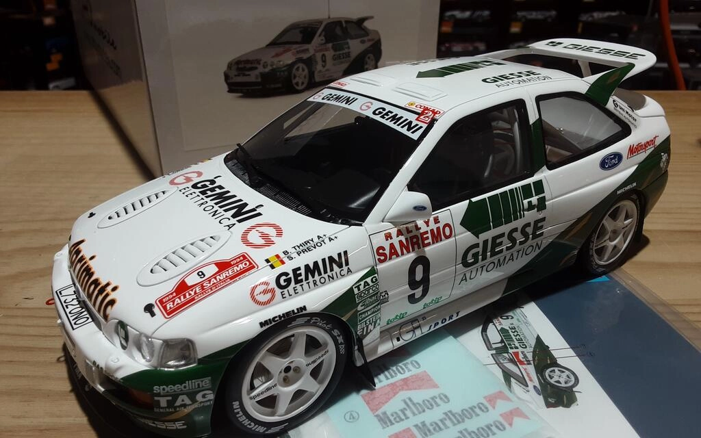 OTTO MOBILE 1/18 - FORD ESCORT RS COSWORTH - Nº 9 RALLY SANR OTTO MOBILE 1/18 - FORD ESCORT RS COSWORTH - Nº 9 RALLY SANR