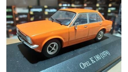 ATLAS 1/43 - OPEL K180 *KADETT C4 PORTES*, LARANJA 1974