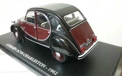 ALTAYA 1/24 - CITROEN 2CV6 CHARLESTON - 1982 - DARK BROWN
