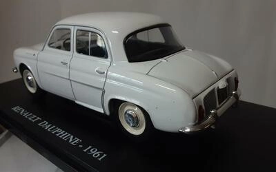 ALTAYA 1/24 - RENAULT DAUPHINE - 1961 - WHITE