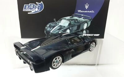 BBR 1/64 - MASERATI MC 12 STRADALE - BLUE METALLIC - 2008