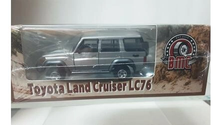 BMC 1/64 - TOYOTA LAND CRUISER LC76 - SILVER