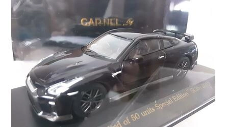 CARNEL 1/64 - NISSAN GT-R NISMO (R35) -  LILITED OF 50 UNITS
