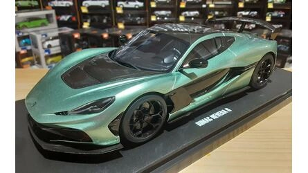 GT SPIRIT 1/18 - RIMAC NEVERA R - 2024 - R GREEN METALLIC
