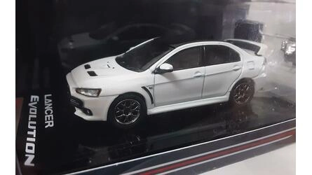 HJ64 - MITSUBISHI LANCER EVOLUTION X - W/ ENGINE DISPLAY MOD