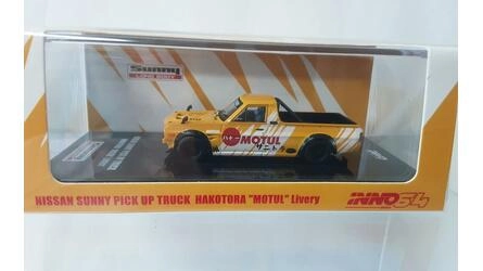 INNO 1/64 - NISSAN SUNNY PICK-UP TRUCK HAKOTORA . MOTUL LIVE