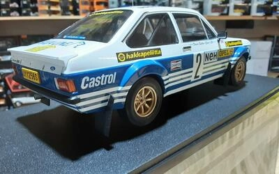 IXO 1/18 - FORD ESCORT MK II RS 1800 - Nº 2 RALLY SWEDEN 198