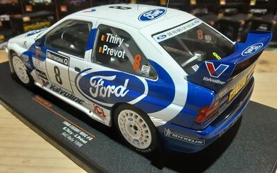 IXO 1/18 - FORD ESCORT WRC - Nº 8  3º RALLY RAC 1998