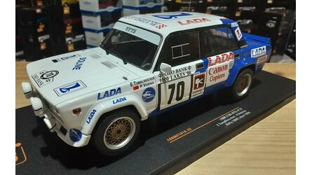 IXO 1/18 - LADA 2105 VFTS - Nº 70  RALLY  1000 LAKES 1986