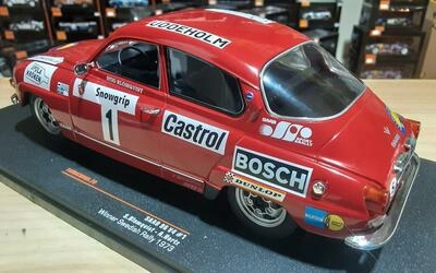 IXO 1/18 - SAAB 96 V4 - Nº  1 - RALLY SWEDEN 1973