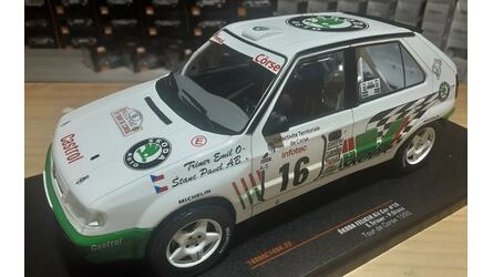 IXO 1/18 - SKODA FELICIA KIT CAR - Nº 16 RALLY TOUR DE CORSE