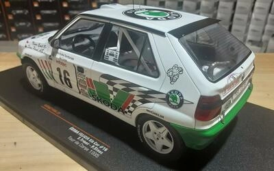 IXO 1/18 - SKODA FELICIA KIT CAR - Nº 16 RALLY TOUR DE CORSE