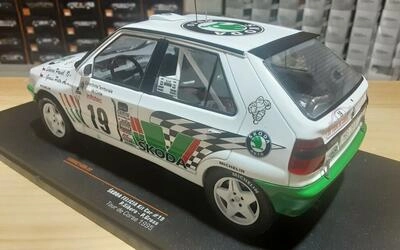 IXO 1/18 - SKODA FELICIA KIT CAR - Nº 19 RALLY TOUR DE CORSE