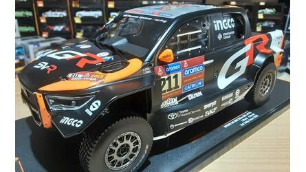 IXO 1/18 - TOYOTA GR DKR HILUX EVO - Nº 211  2º RALLY DAKAR 