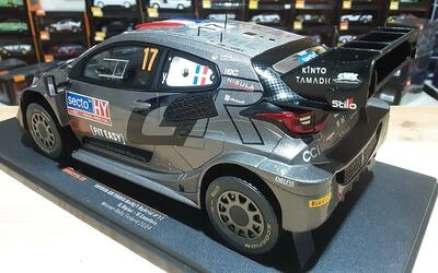 IXO 1/18 - TOYOTA YARIS RALLY 1 - Nº 17  WINNER RALLY FINLAN