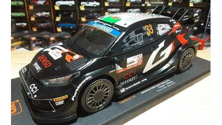 IXO 1/18 - TOYOTA YARIS RALLY 1 - Nº 33  WINNER RALLY JAPAN 