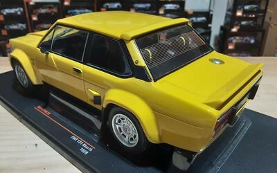 IXO 1/18 - FIAT 131 ABARTH - YELLOW - 1980