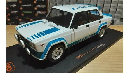 IXO 1/18 - LADA VAZ 2105 VFTS - WHITE - 1983