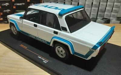 IXO 1/18 - LADA VAZ 2105 VFTS - WHITE - 1983