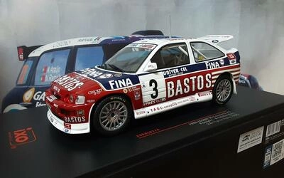 IXO 1/24 - FORD ESCORT RS COSWORTH - Nº 3 - BASTOS - RALLY 2