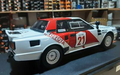 IXO 1/24 - TOYOTA CELICA TWINCAM TURBO (TA 64) - Nº 21 RALLY