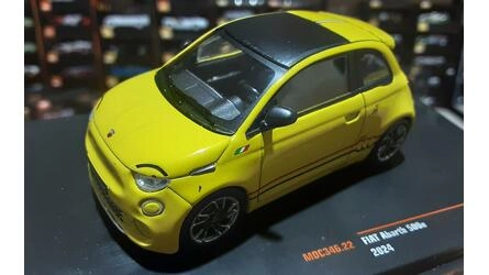 IXO 1/43 - FIAT 500e ABARTH - YELLOW BLACK - 2024