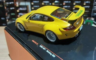 IXO 1/43 - PORSCHE 911 (997) RWB - YELLOW