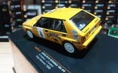 IXO 1/43 -  LANCIA DELTA INTEGRALE 16V TEAM CAMEL - Nº  4 RA