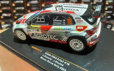IXO 1/43 -  SKODA FABIA RS RALLY 2 - Nº 18  WINNER RALLY BAR