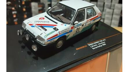 IXO 1/43 - SKODA FAVORIT 130L - Nº 21 RALLY BARUM 1990