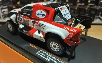 IXO 1/43 - TOYOTA GR DKR HILUX T1 - Nº 225  RALLY DAKAR 2022