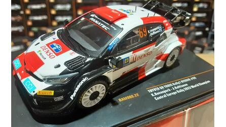 IXO 1/43 - TOYOTA GR YARIS RALLY 1 WRC - Nº 69 RALLY CENTRAL
