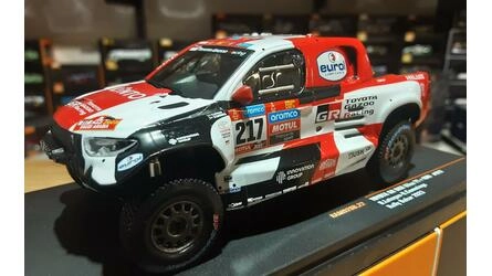 IXO 1/43 - TOYOTA HILUX PICK-UP GR DKR - Nº 217 5th RALLY DA