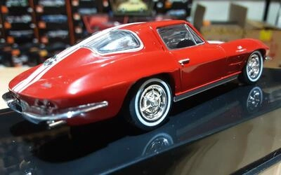 IXO 1/43 -  CHEVROLET CORVETTE C2 STINGRAY - 1963 - RED