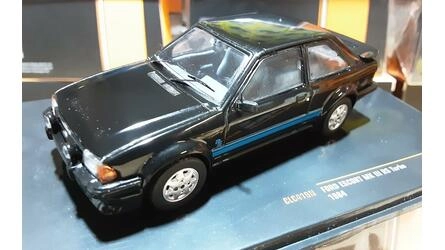 IXO 1/43 - FORD ESCORT MK II RS TURBO - BLACK - 1984