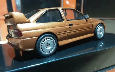 IXO 1/43 - FORD ESCORT RS COSWHORTH - METALIC LIGHT BROWN - 