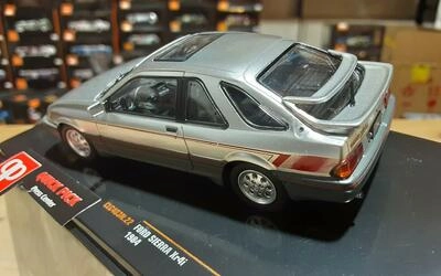 IXO 1/43 - FORD SIERRA XR4i - SILVER - 1984