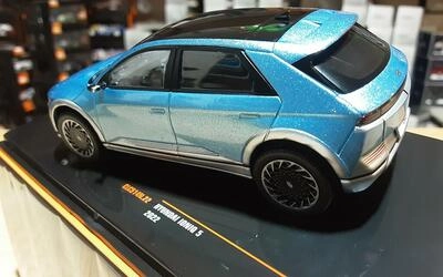 IXO 1/43 - HYUNDAI IONIQ 5 - METALLIC LIGHT BLUE - 2022
