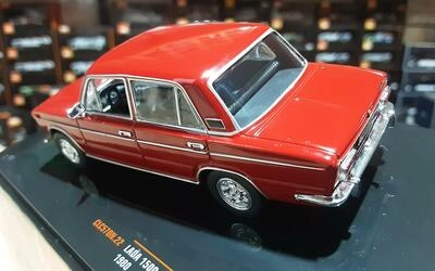 IXO 1/43 - LADA 1500 - RED - 1980