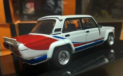 IXO 1/43 - LADA 2105 VFTS - WHITE - 1983