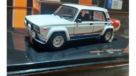 IXO 1/43 - LADA 2105 VFTS - WHITE - 1983