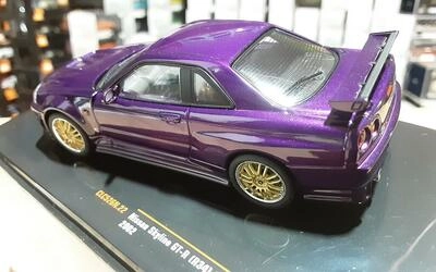IXO 1/43 - NISSAN SKYLINE GT-R (R34) CUSTOMS RHD - METALLIC 