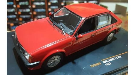 IXO 1/43 - OPEL KADETT D GT/E - 1983 - RED