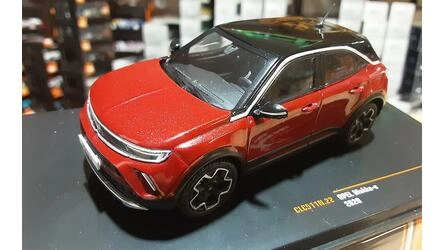 IXO 1/43 - OPEL MOKKA E - METALLIC RED - 2020
